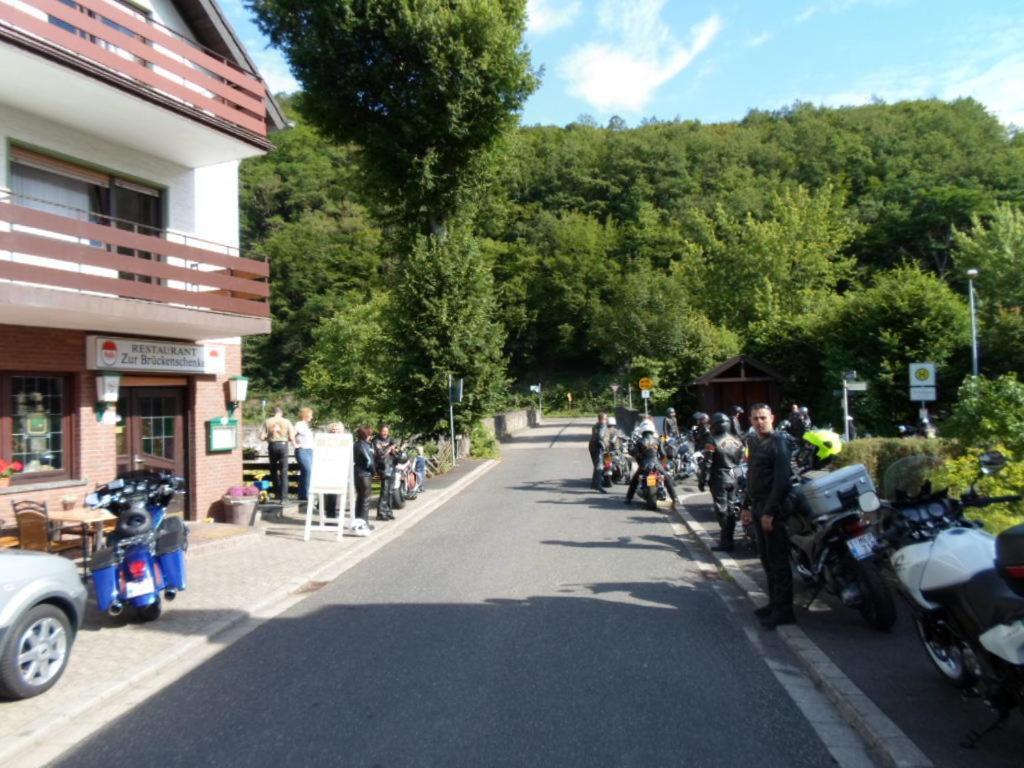 Bed&Breakfast Eifelpension Brueckenschenke Fuchshofen Eksteriør billede